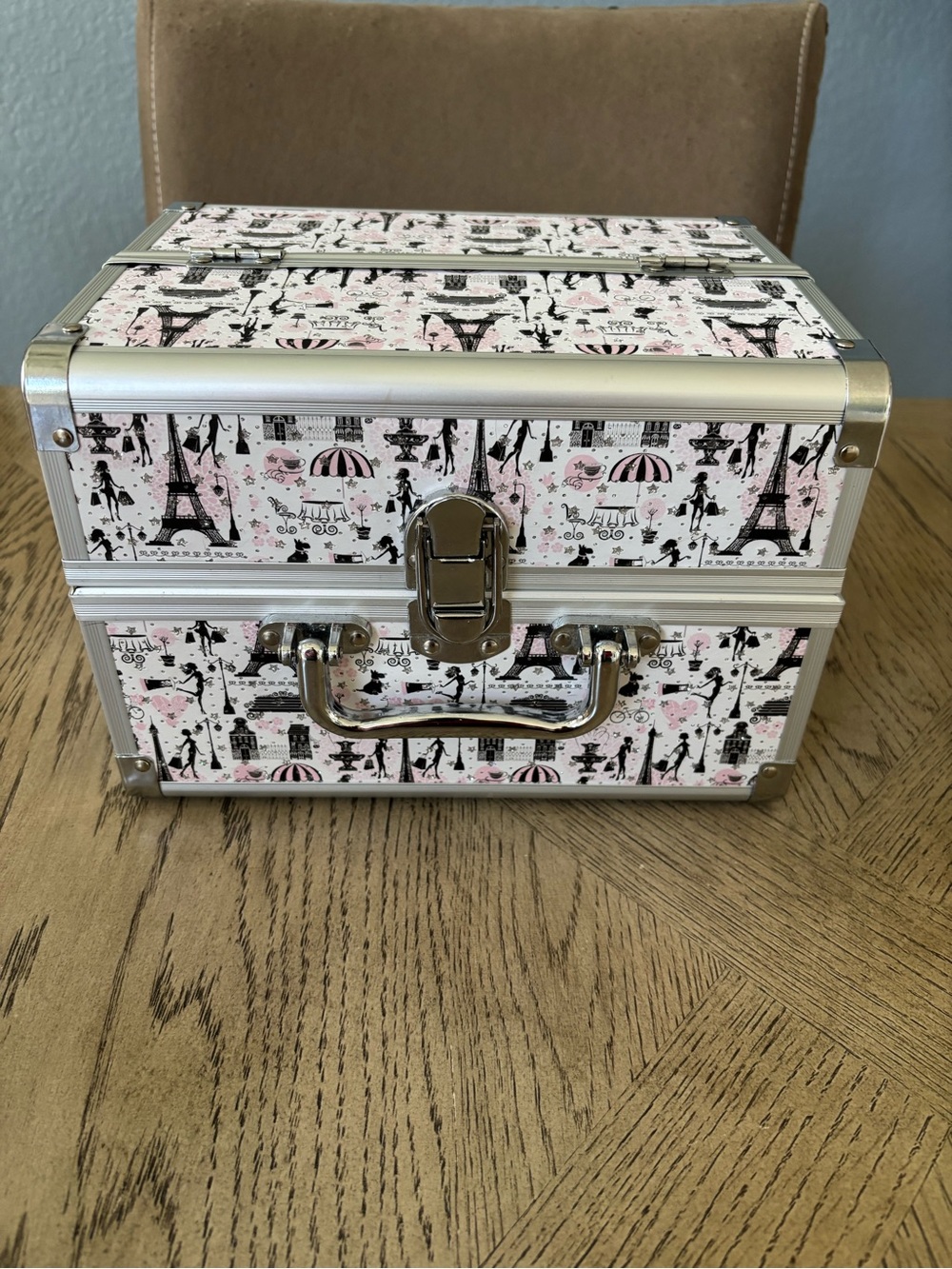 Paris-Themed Expandable Makeup Train Case with Mirror Cosmetic Organizer-New